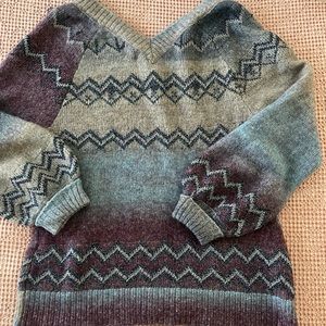 Democracy sweater great for off shoulder